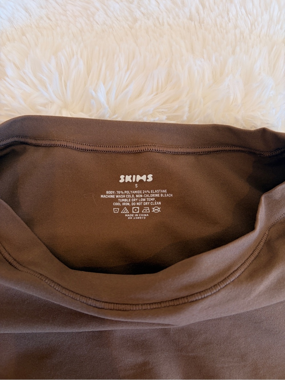Skims Fits Everybody T-Shirt Bodysuit - Picture 3 of 3